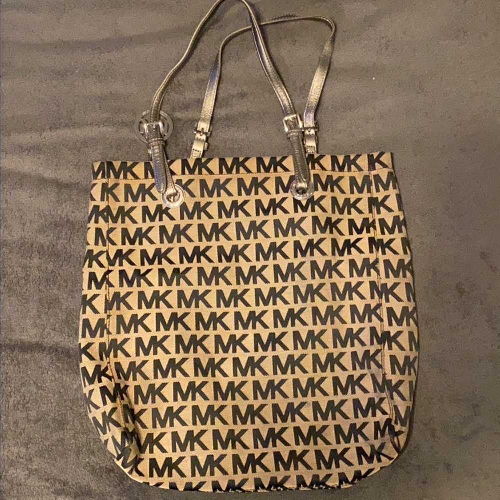 MichaelKors  tote